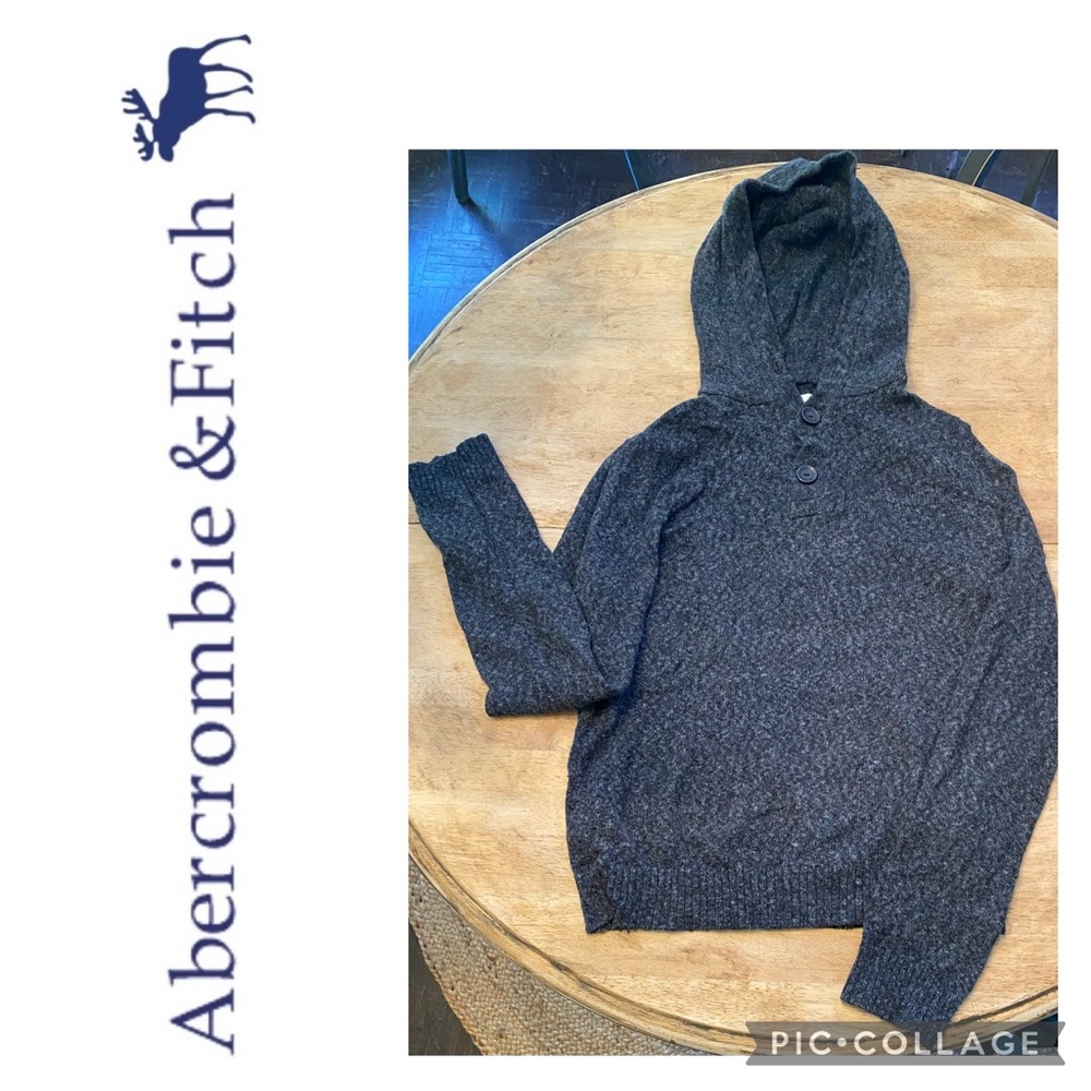 Abercrombie & Fitch Adult Unisex Smallโ Marled Gray 1/4 Button Hooded Sweater